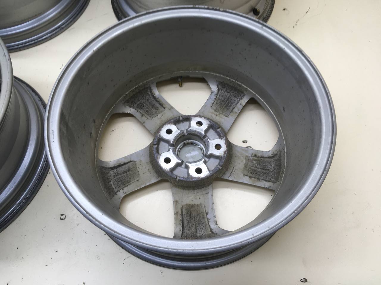 Диски к-кт R17 Литые