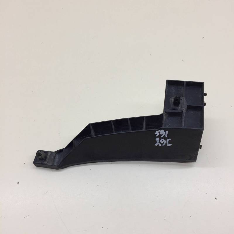 Кронштейн заднего бампера Suzuki Grand Vitara 2005-2015