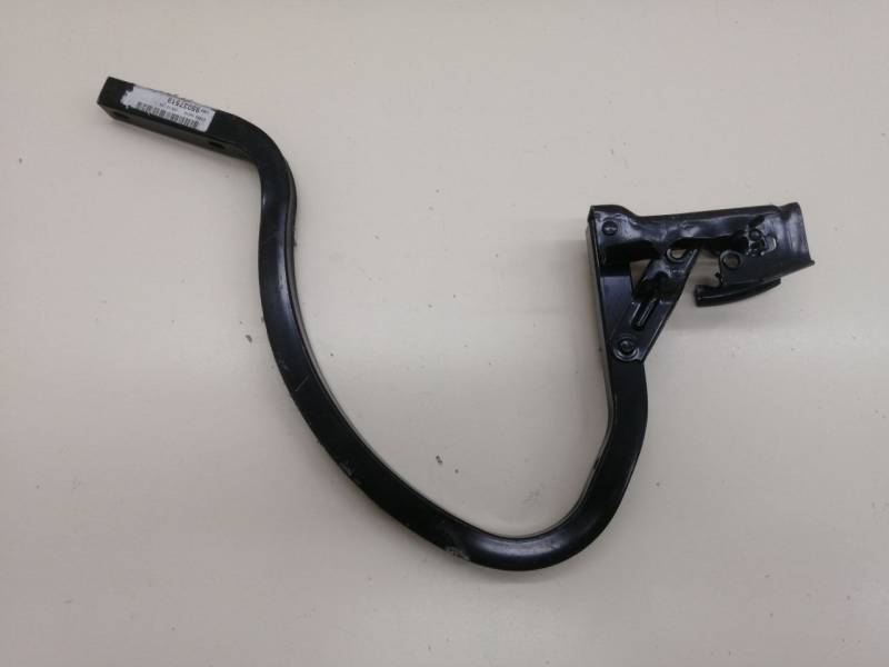 Петля крышки багажника Chevrolet Cruze (J300) 2009-2016