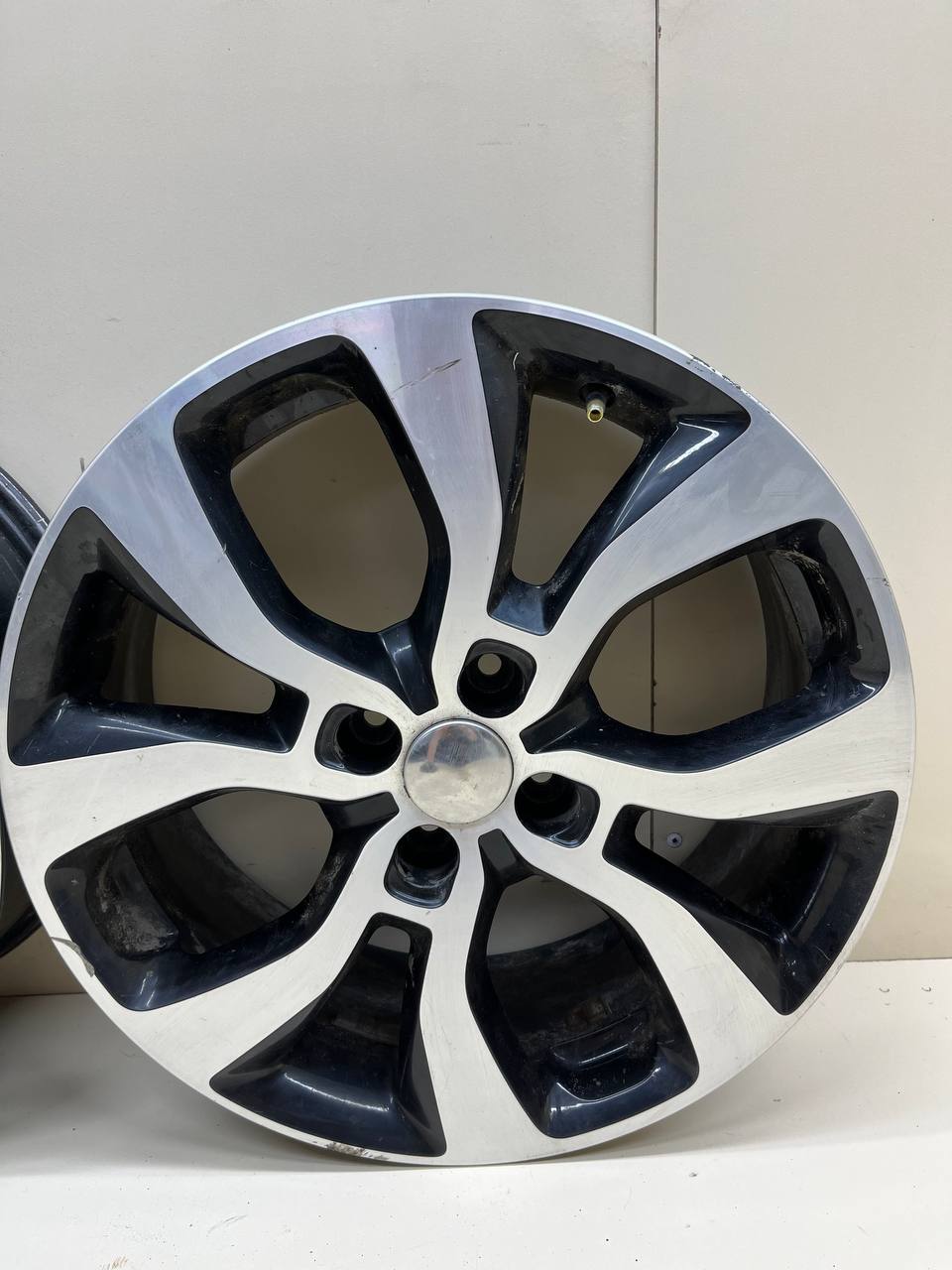 Диски к-кт R17 Литые