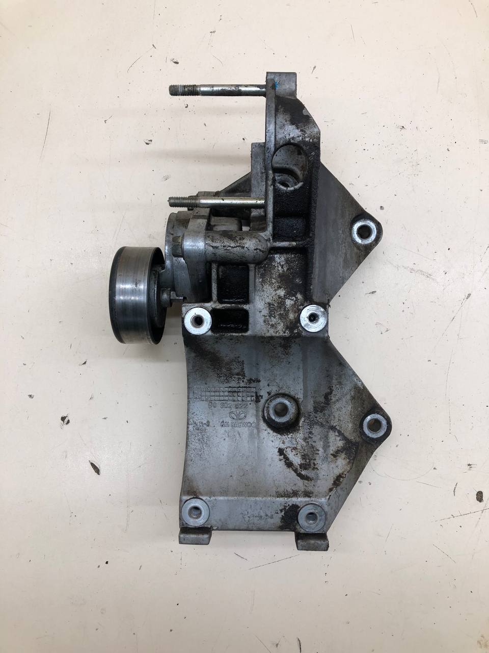 Кронштейн кондиционера Chevrolet Lacetti (J200) 2003-2013