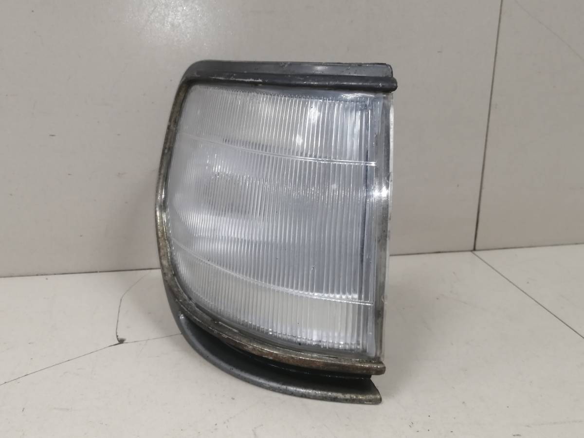 Указатель поворота правый Toyota Land Cruiser (J80) 1990-1998
