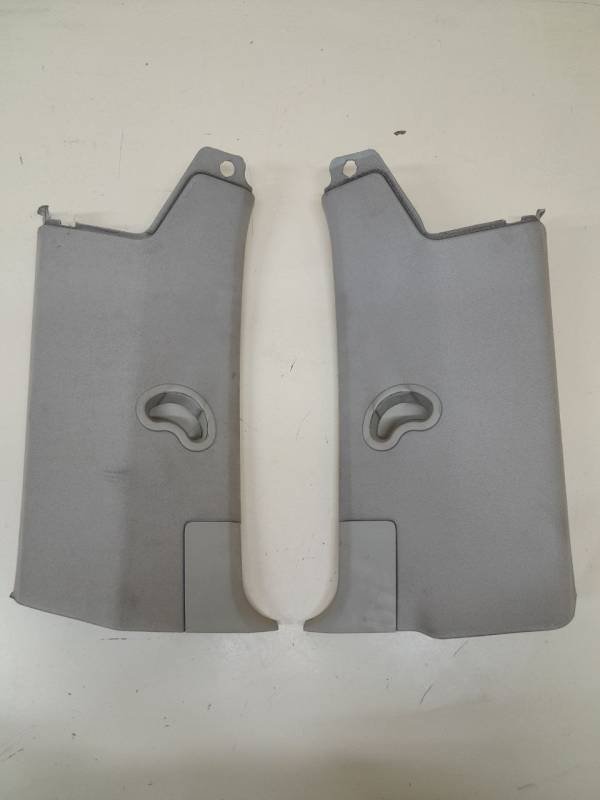 Обшивка стойки Land Rover Discovery 3 (L319) 2004-2009 Обшивка стойки Land Rover Discovery 3 (L319) 2004-2009