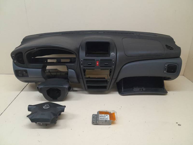 Подушка безопасности (комплект) Nissan Almera (N16) 2000-2006 Подушка безопасности (комплект) Nissan Almera (N16) 2000-2006