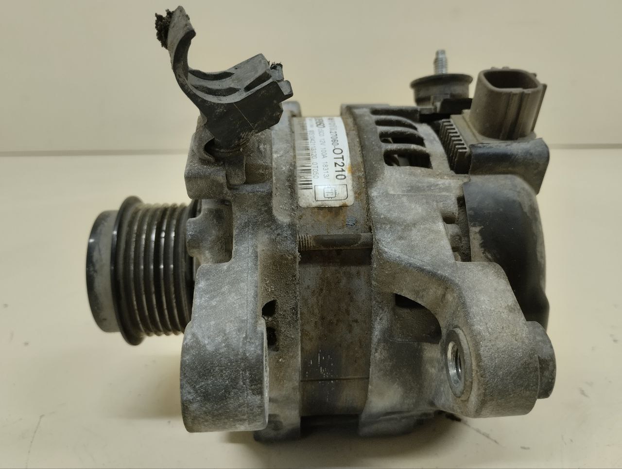 Генератор Toyota Corolla E180 2013-2019