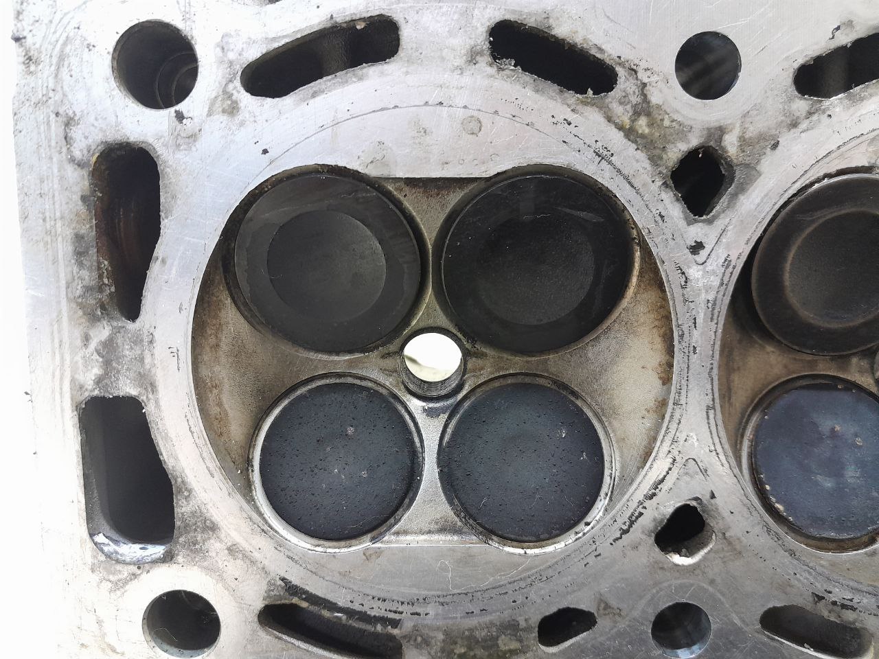 Головка блока цилиндров Mazda Mazda 3 (BK) 2002-2009 Головка блока цилиндров Mazda Mazda 3 (BK) 2002-2009