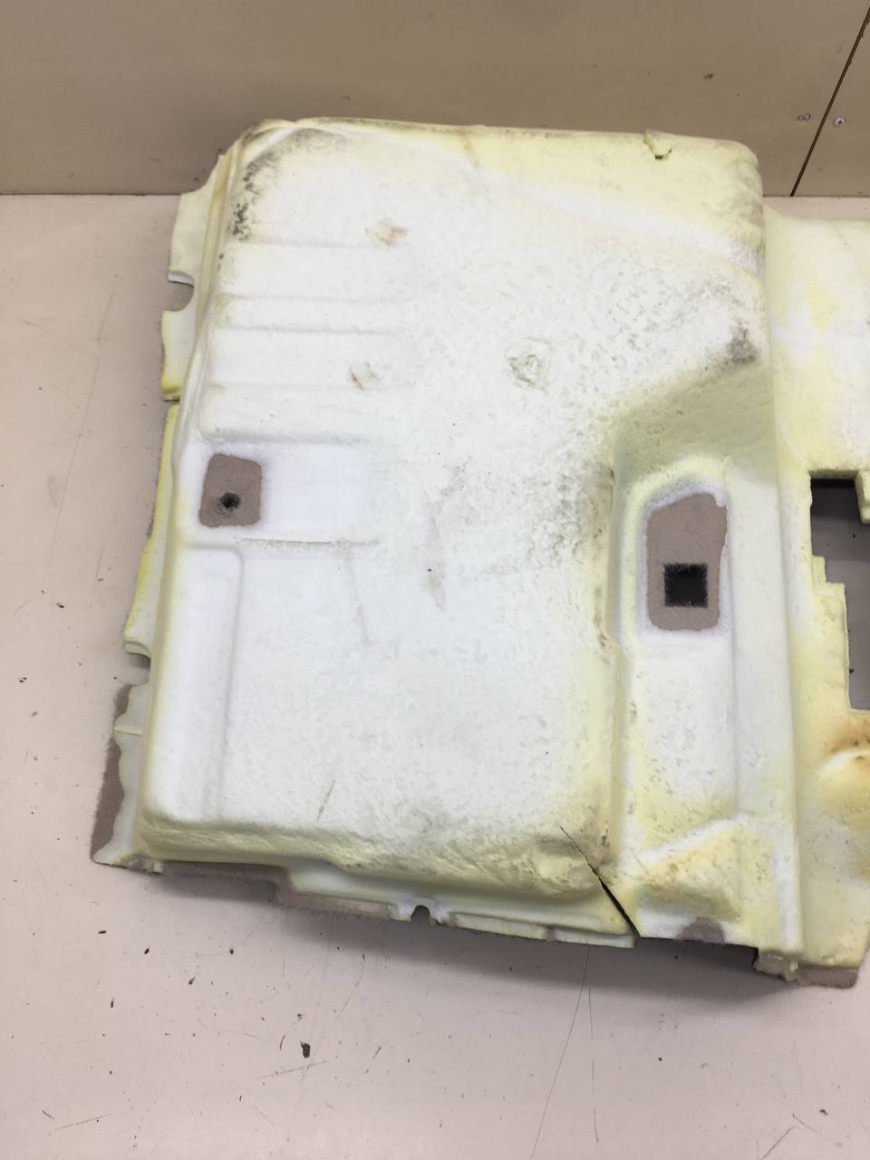 Покрытие напольное (ковролин) Lada  Niva Travel 2020>