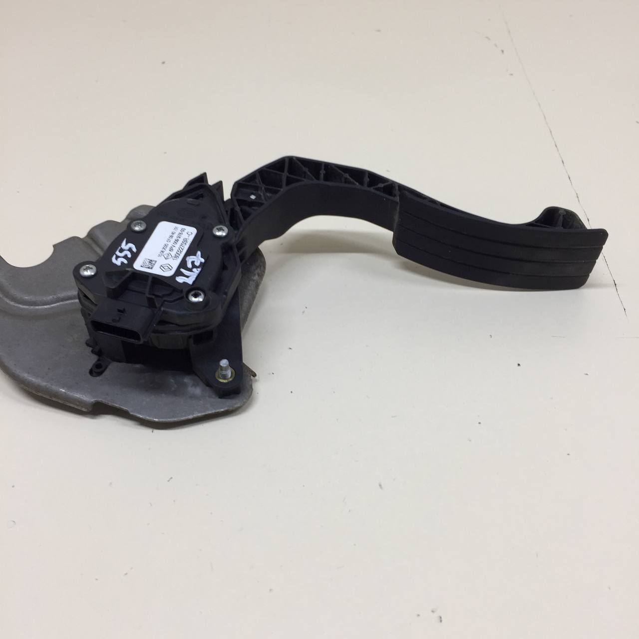 Педаль газа Renault Sandero Stepway (5S) 2014-2022