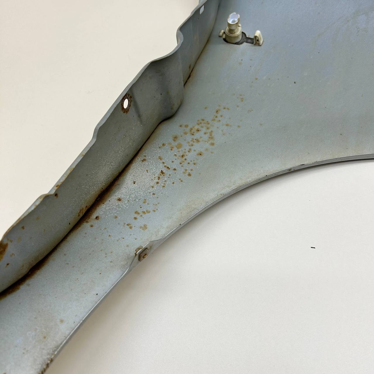 Крыло переднее левое Lada Granta 2011>