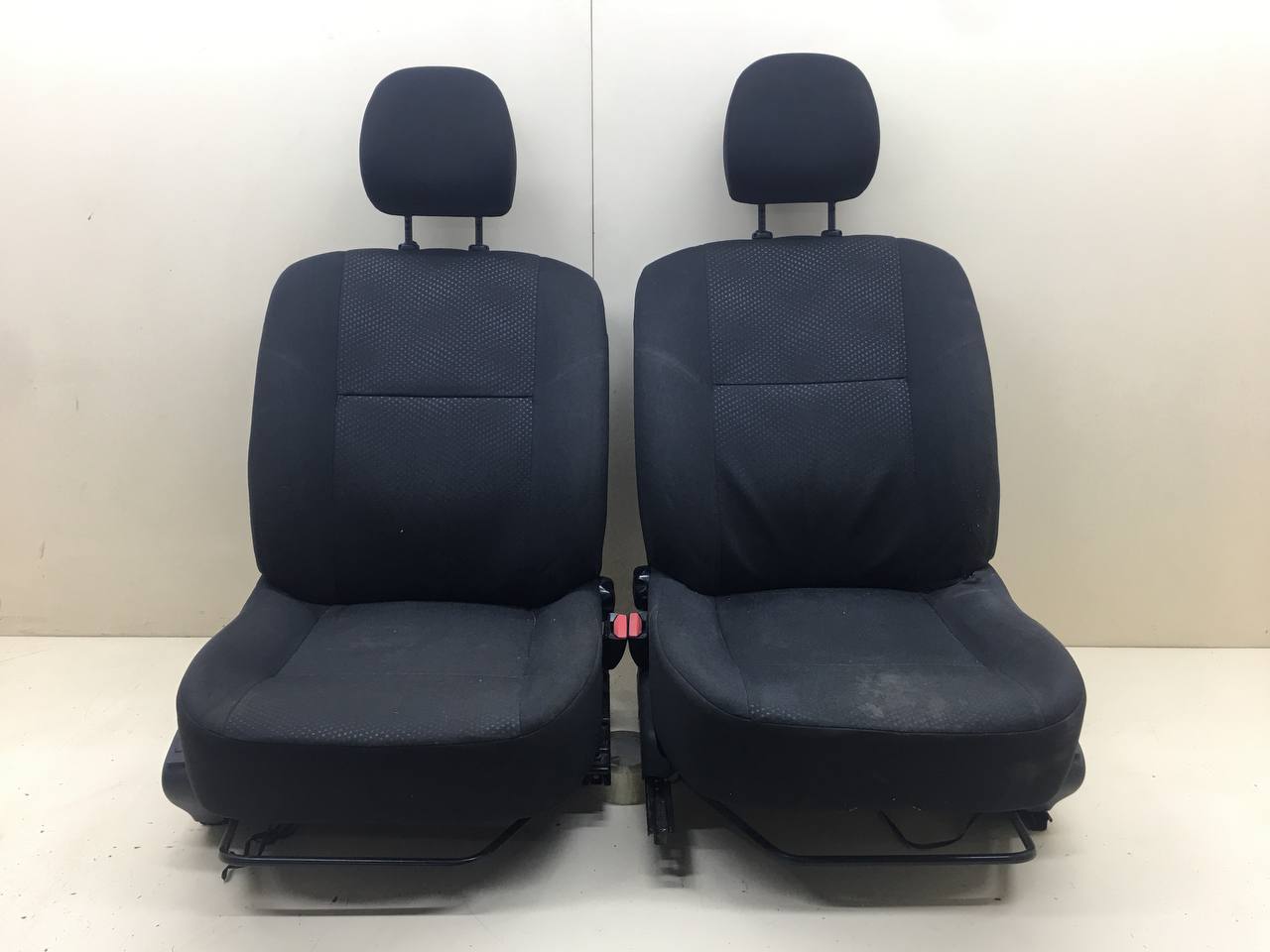 Сиденье (комплект) Nissan Almera 3 (G11, G15) 2012> Сиденье (комплект) Nissan Almera 3 (G11, G15) 2012>