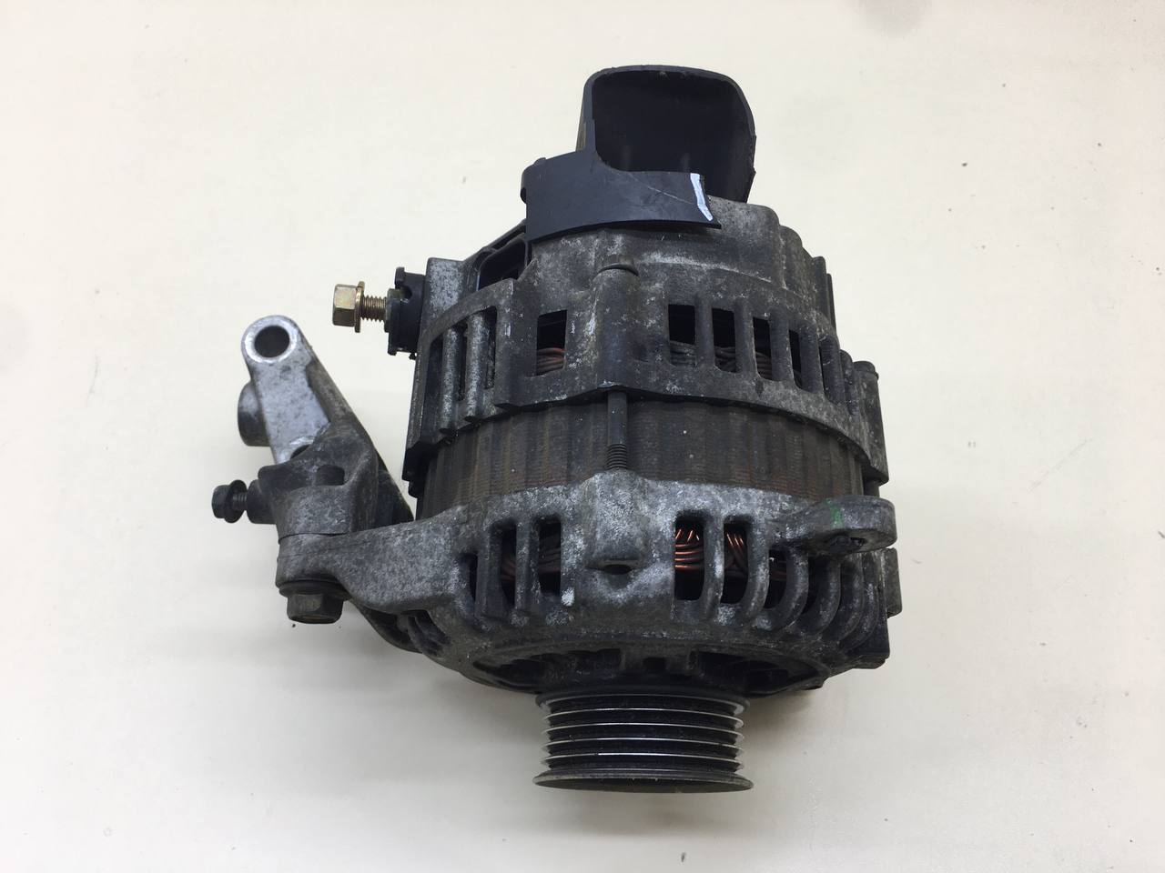 Генератор Nissan Micra (K12) 2002-2010 Генератор Nissan Micra (K12) 2002-2010