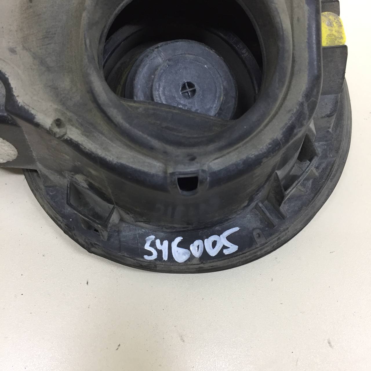 Лючок бензобака Chevrolet Cruze (J300) 2009-2016