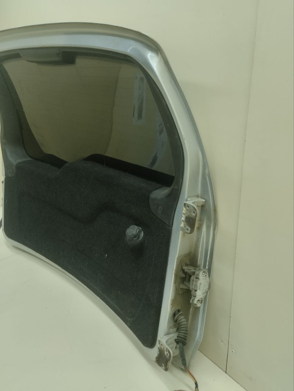 Дверь багажника со стеклом Chevrolet Niva 2009-2020