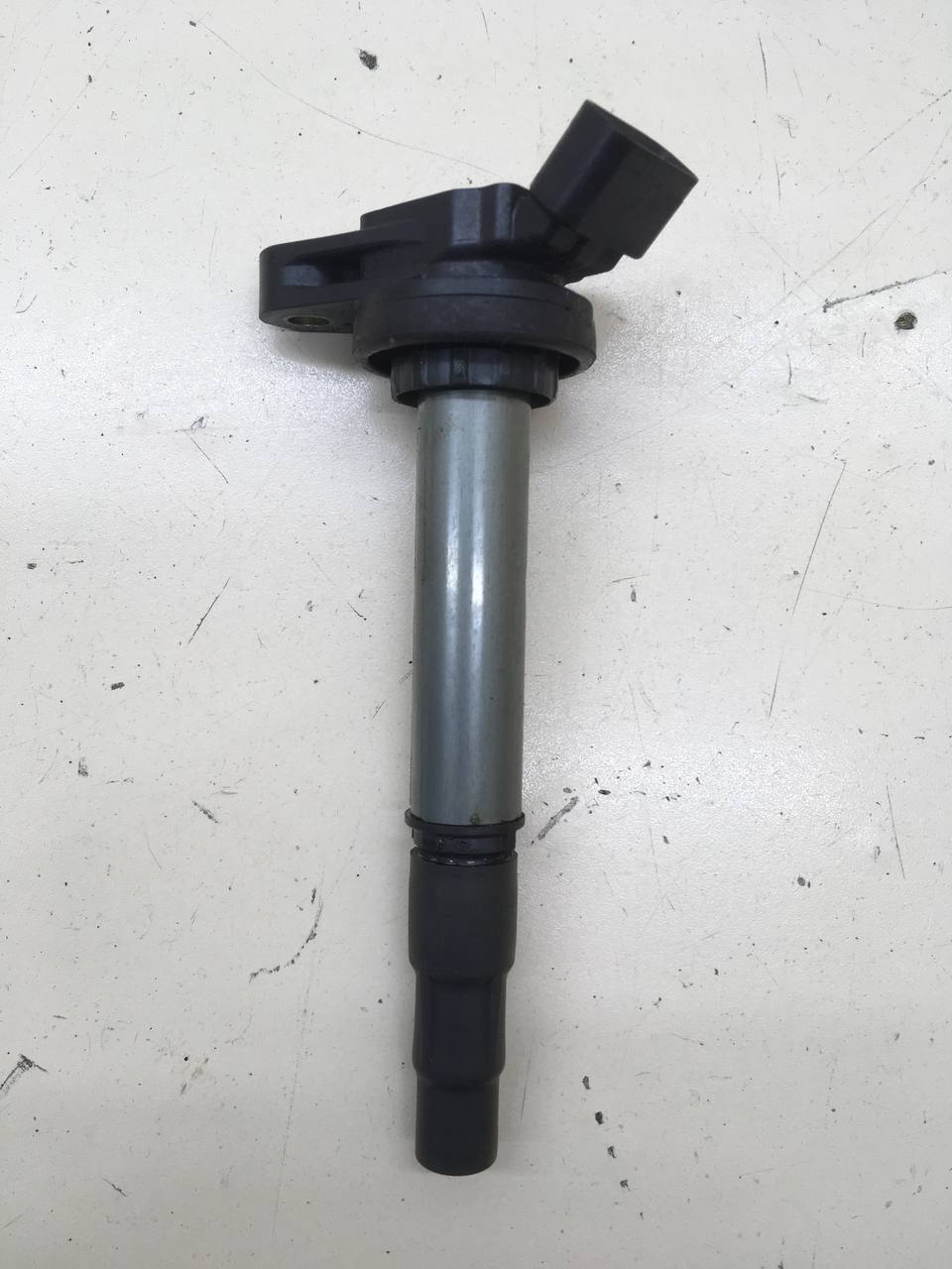 Катушка зажигания Toyota Rav 4 (A30) 2006-2013 Катушка зажигания Toyota Rav 4 (A30) 2006-2013