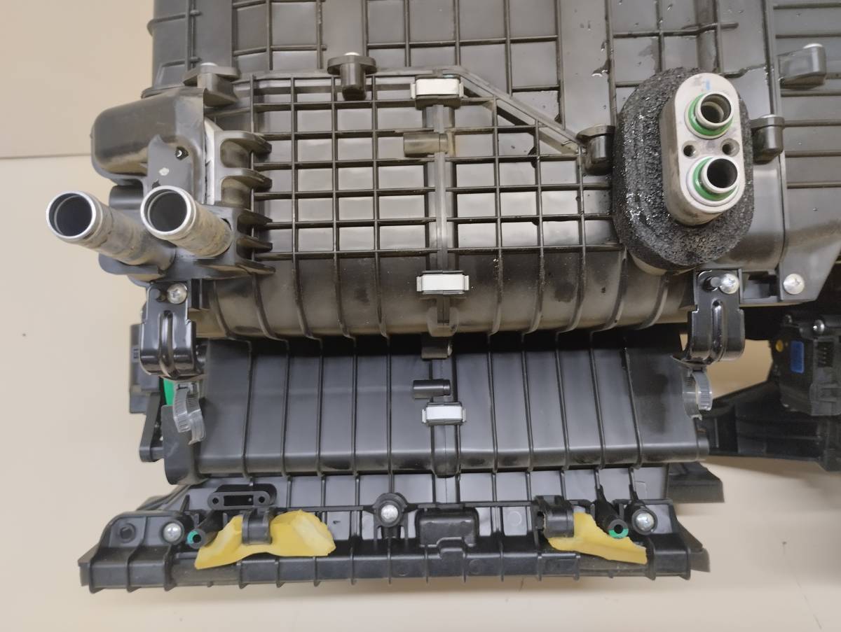 Корпус отопителя Hyundai ix55 2007-2013 Корпус отопителя Hyundai ix55 2007-2013