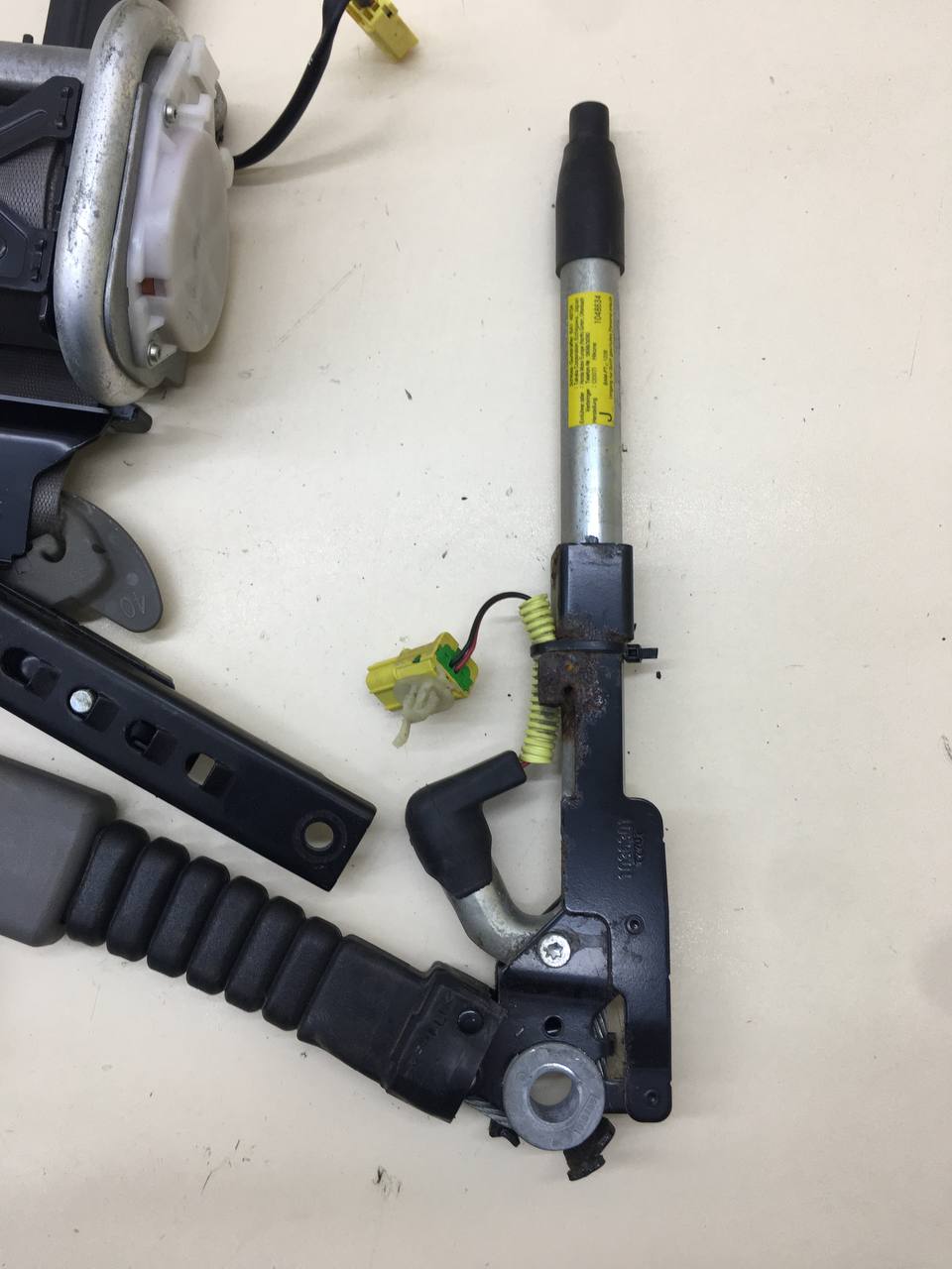 Ремень безопасности с пиропатроном Honda Civic 4D 2006-2012