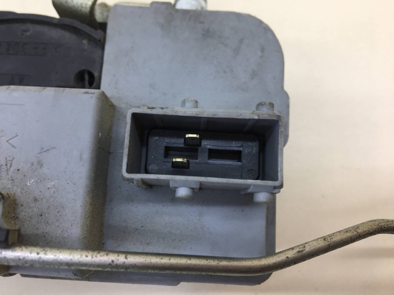 Замок двери передней правой Lada Granta 2011>