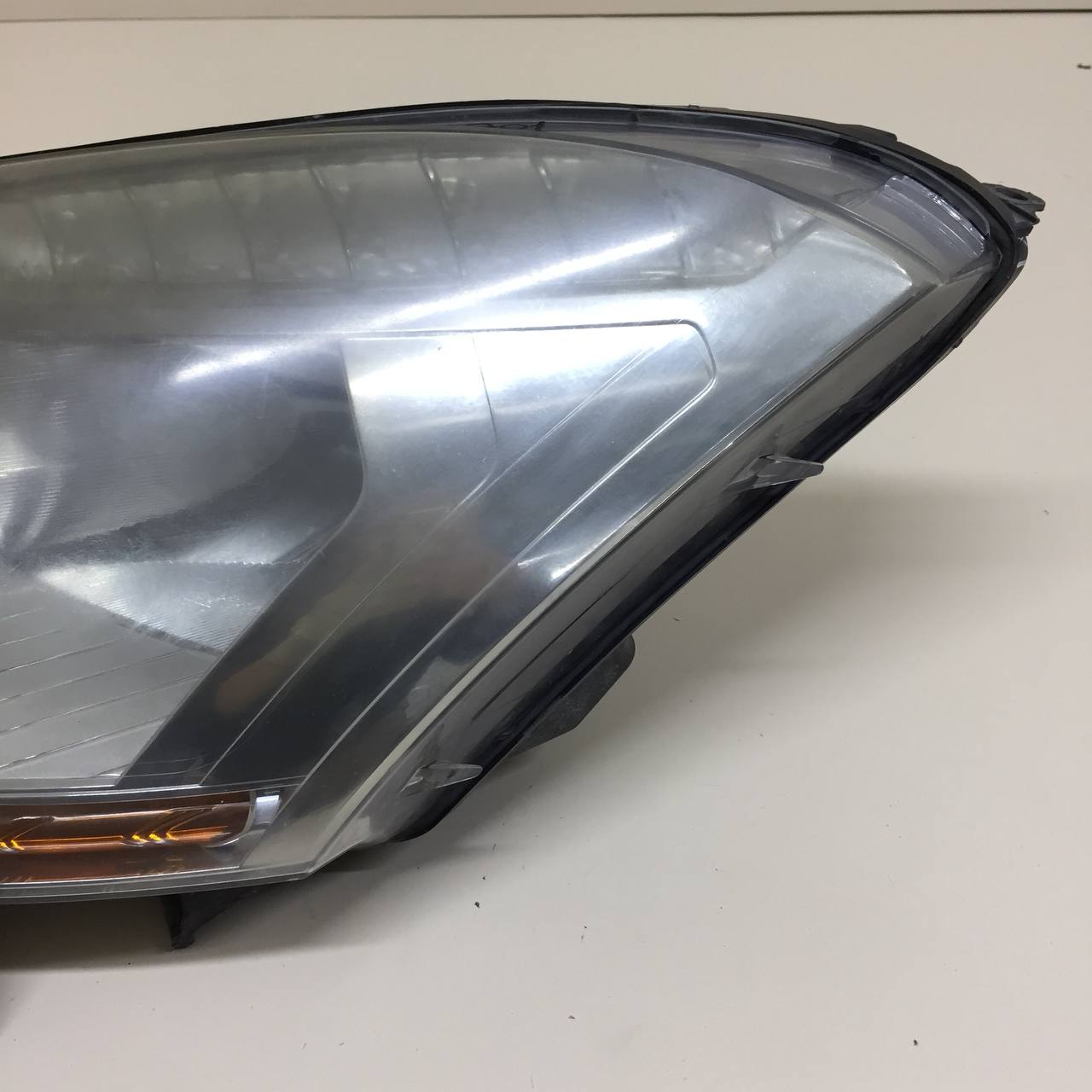 Фара левая Citroen Grand C4 Picasso 2006-2014 Фара левая Citroen Grand C4 Picasso 2006-2014