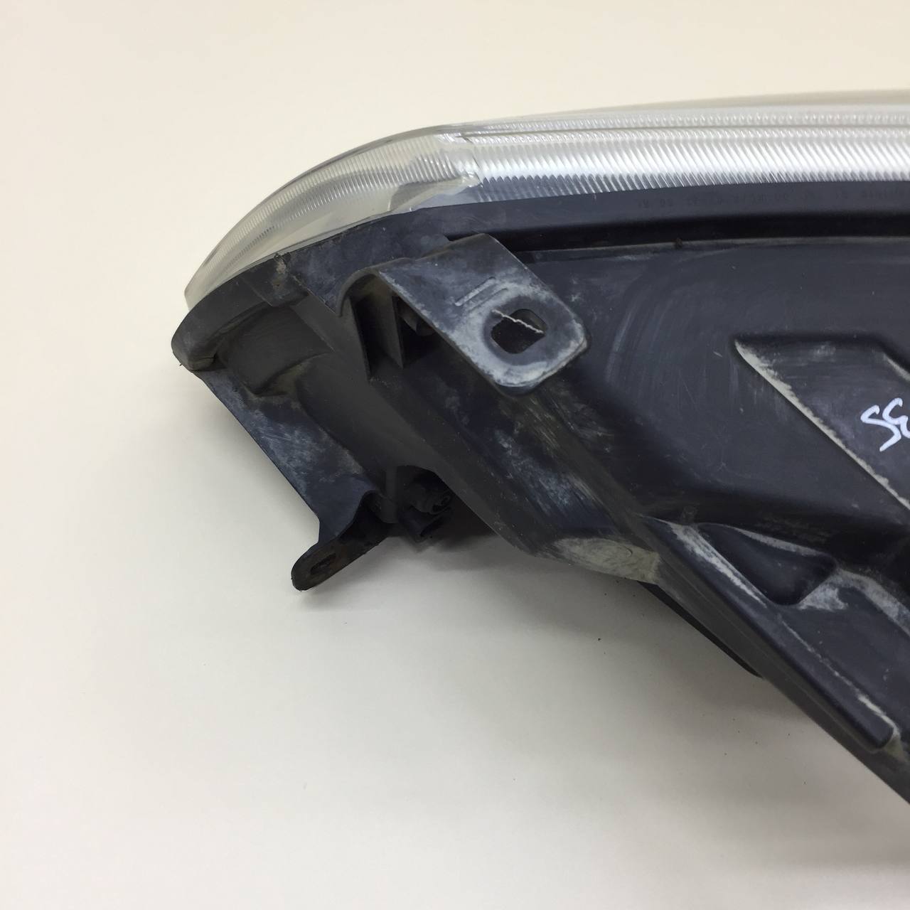 Фара правая Lada Granta 2011>