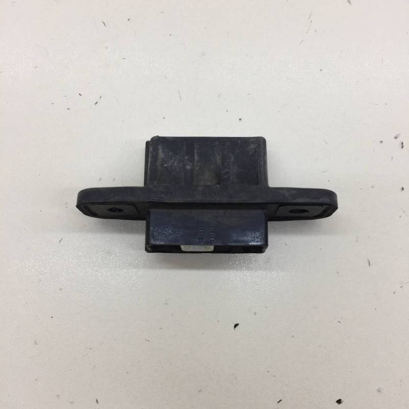Кнопка открывания багажника Toyota Corolla E180 2013-2019