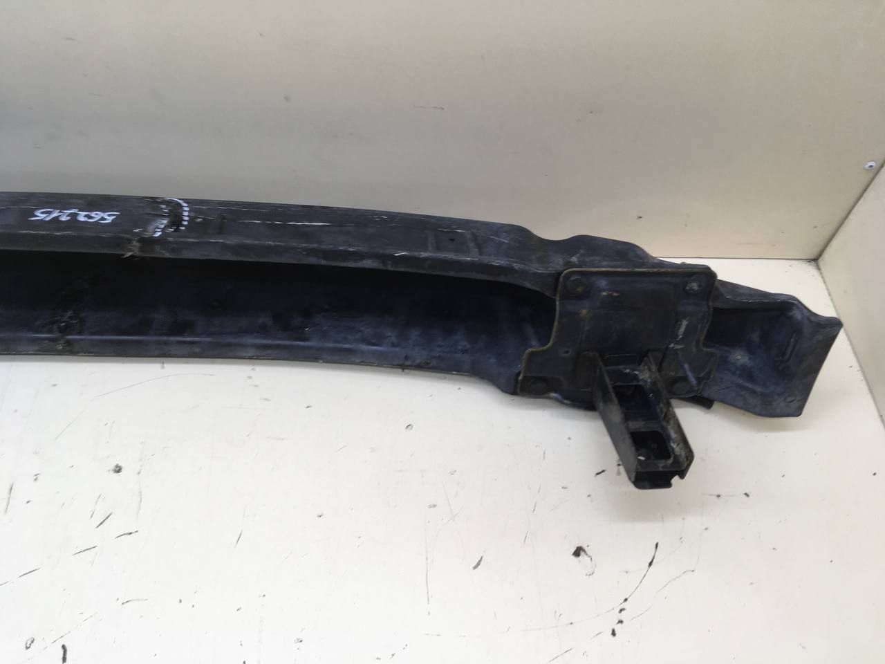 Усилитель переднего бампера Kia Spectra (SD) 2004-2011