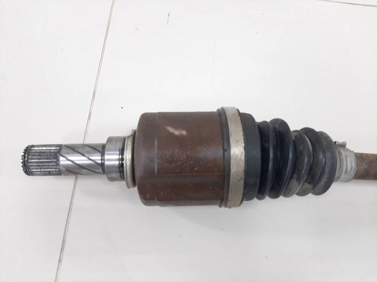 Полуось передняя левая Renault Duster (HSA, HSM) 2012> Полуось передняя левая Renault Duster (HSA, HSM) 2012>