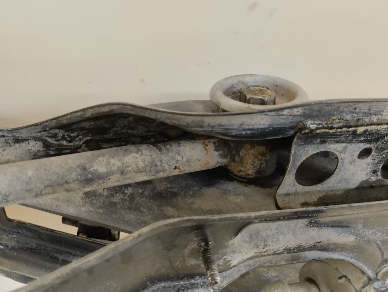 Балка задняя Toyota Camry (V50) 2011-2017 Балка задняя Toyota Camry (V50) 2011-2017