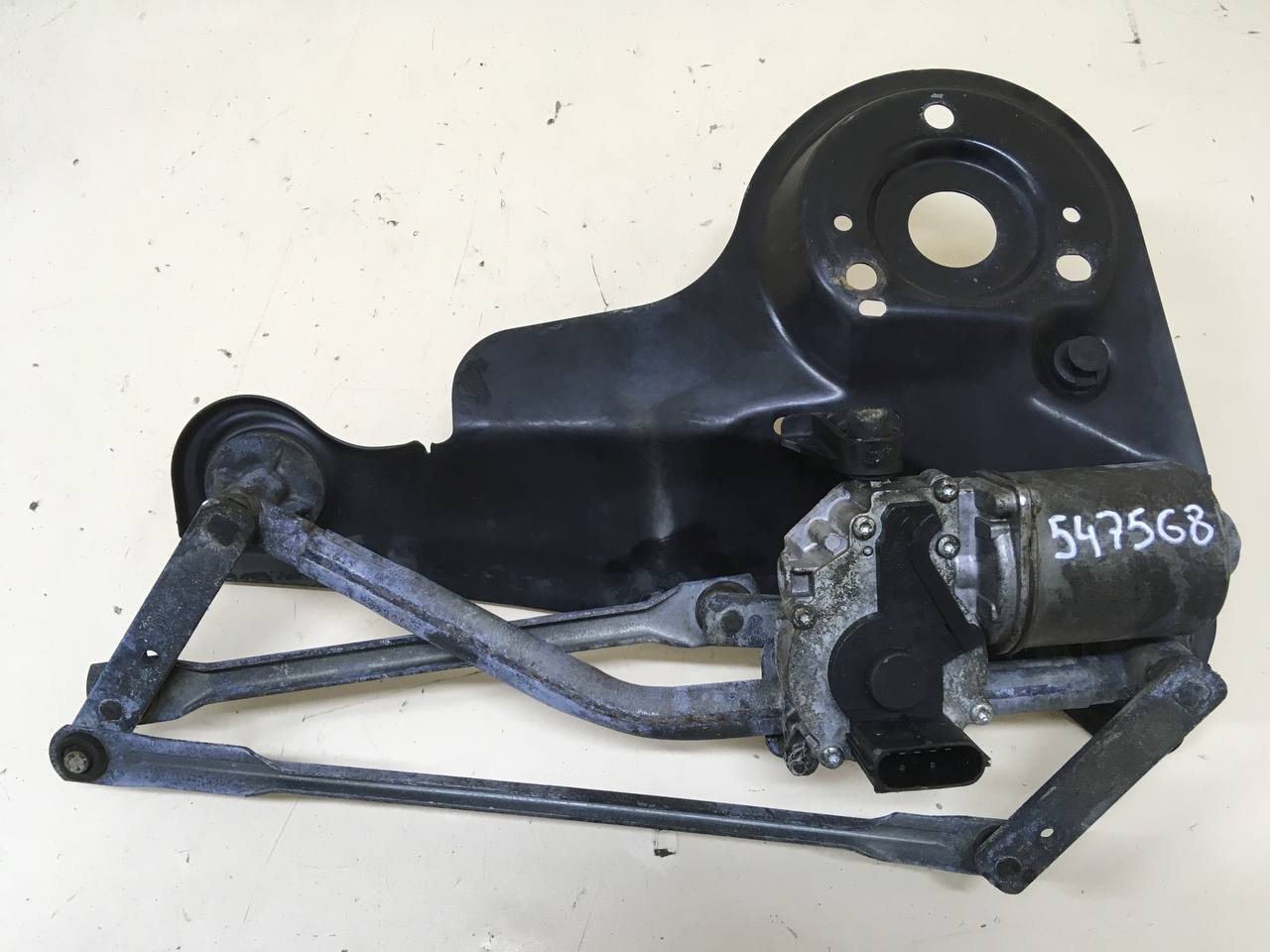 Трапеция стеклоочистителей Ford Fusion (JU) 2002-2012 Трапеция стеклоочистителей Ford Fusion (JU) 2002-2012