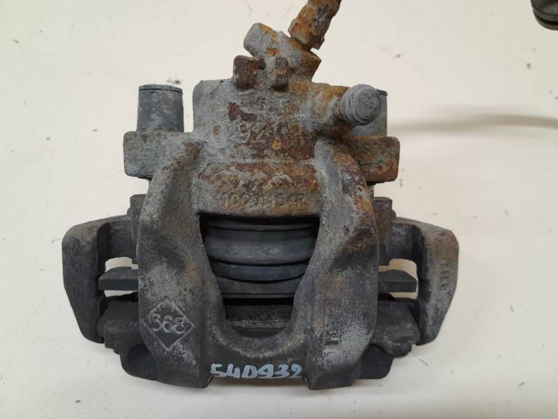 Суппорт передний левый Renault Logan (2) 2014>