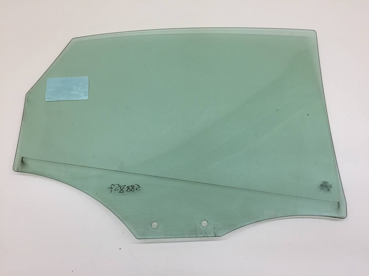 Стекло двери задней левой Audi A6 (C7) 2011>