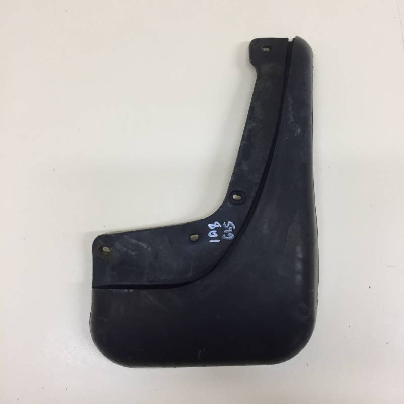 Брызговик задний правый Ford Focus 2 (DB) 2008-2011 Брызговик задний правый Ford Focus 2 (DB) 2008-2011
