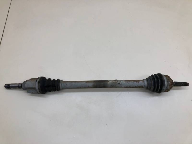 Полуось передняя правая Peugeot 207 2006-2013 Полуось передняя правая Peugeot 207 2006-2013