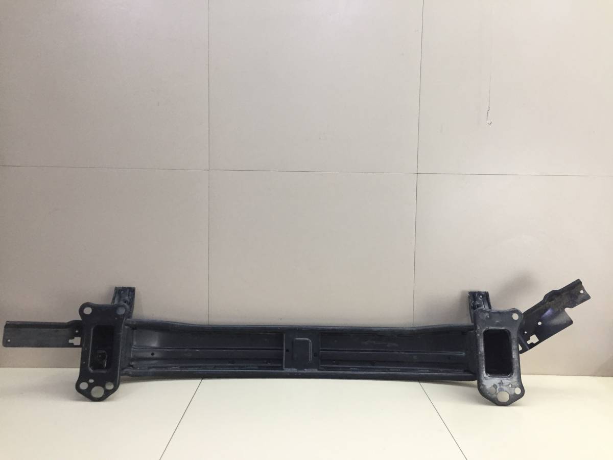 Усилитель переднего бампера Hyundai Santa Fe 3 (DM) 2012-2019