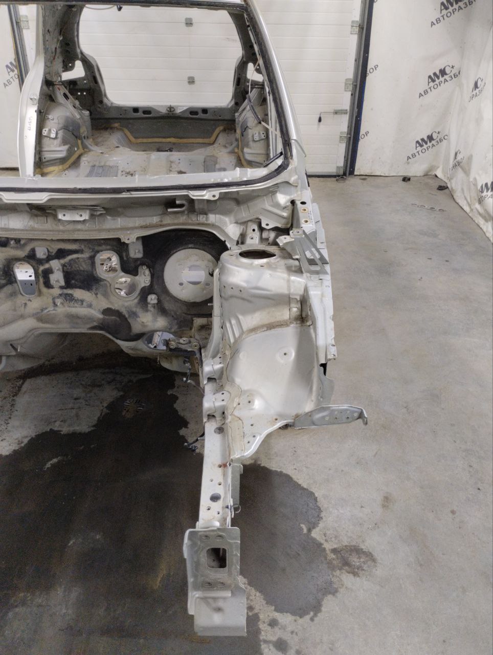 Четверть передняя левая Toyota Auris (E150) 2006-2012