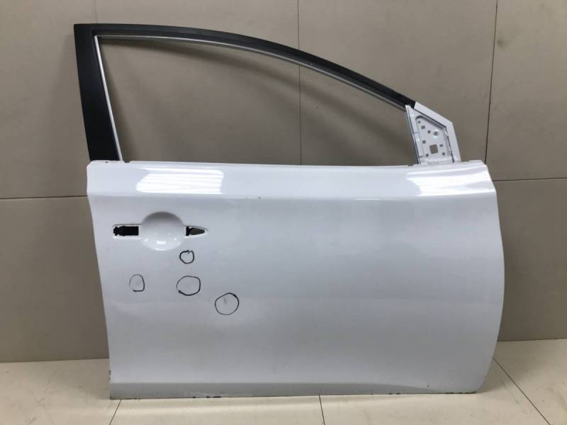 Дверь передняя правая Nissan Sentra (B17) 2013-2017