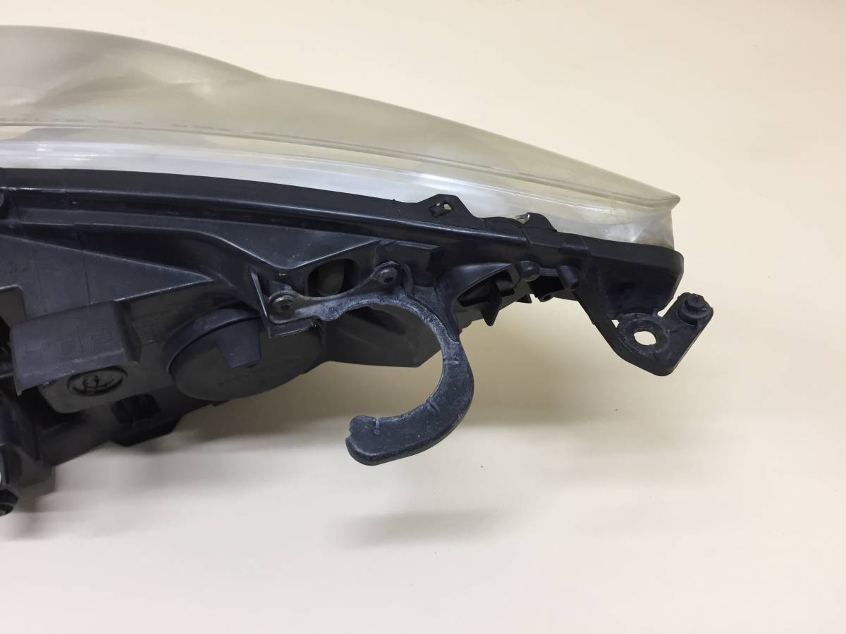 Фара правая Peugeot 308 2007>