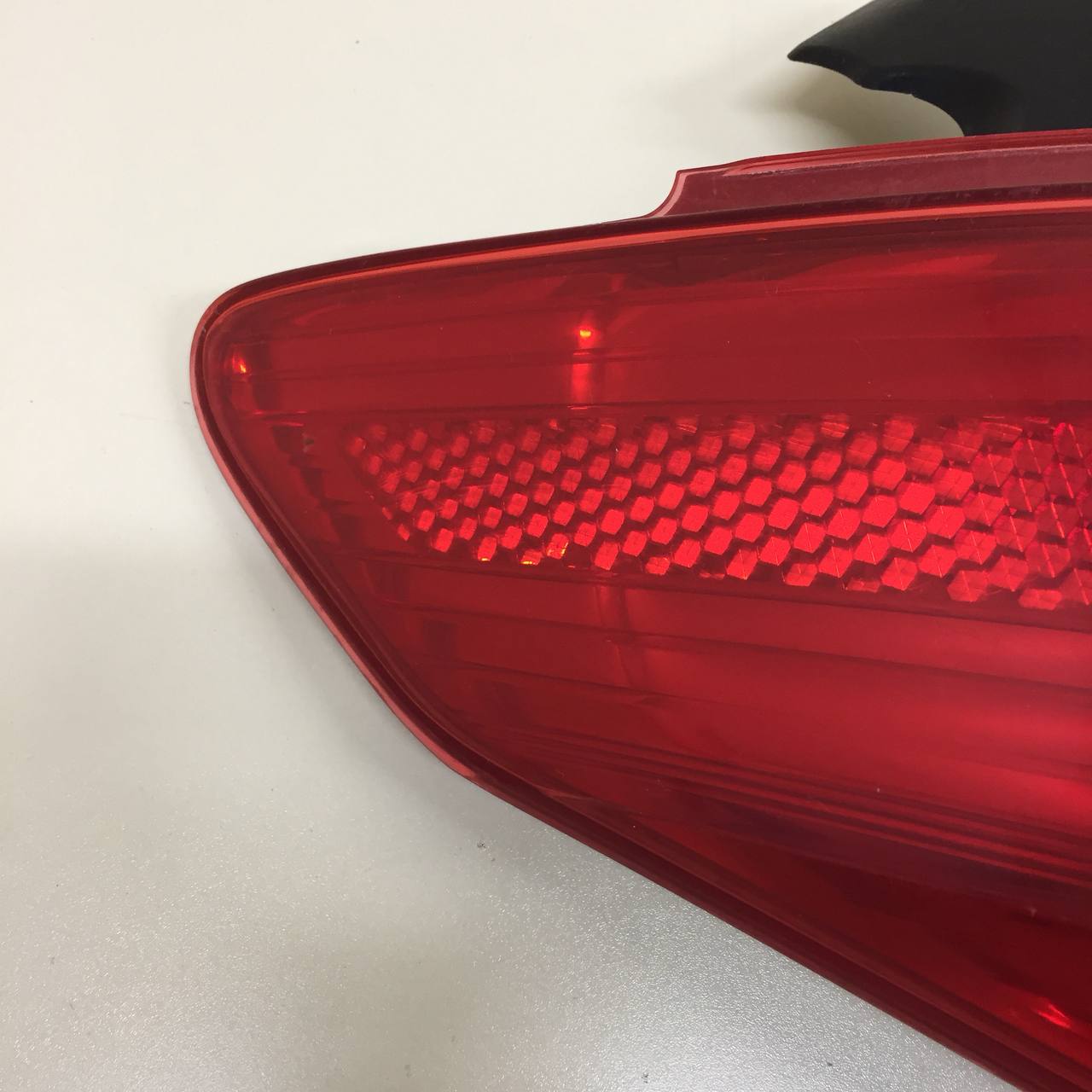 Фонарь задний левый Peugeot 308 2007>