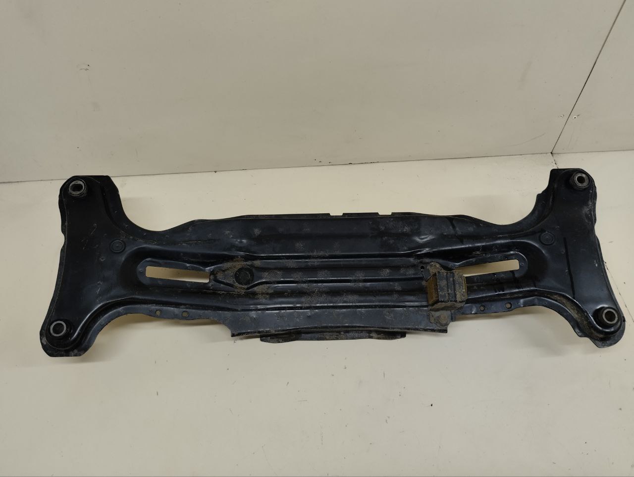 Балка задняя Toyota Camry (V50) 2011-2017 Балка задняя Toyota Camry (V50) 2011-2017