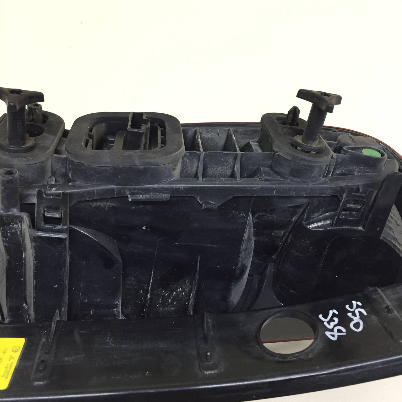 Фонарь задний правый Renault Duster (HSA, HSM) 2012>