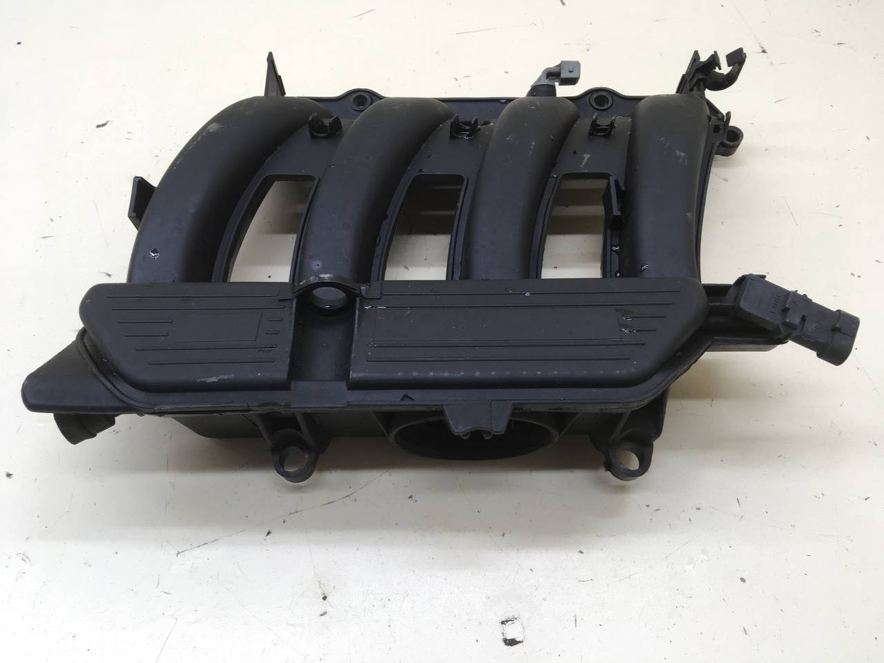 Коллектор впускной Nissan Almera 3 (G11, G15) 2012> Коллектор впускной Nissan Almera 3 (G11, G15) 2012>