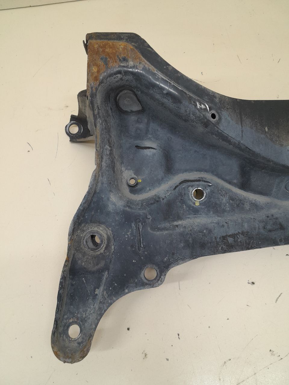 Балка подмоторная Peugeot 107 2006-2014