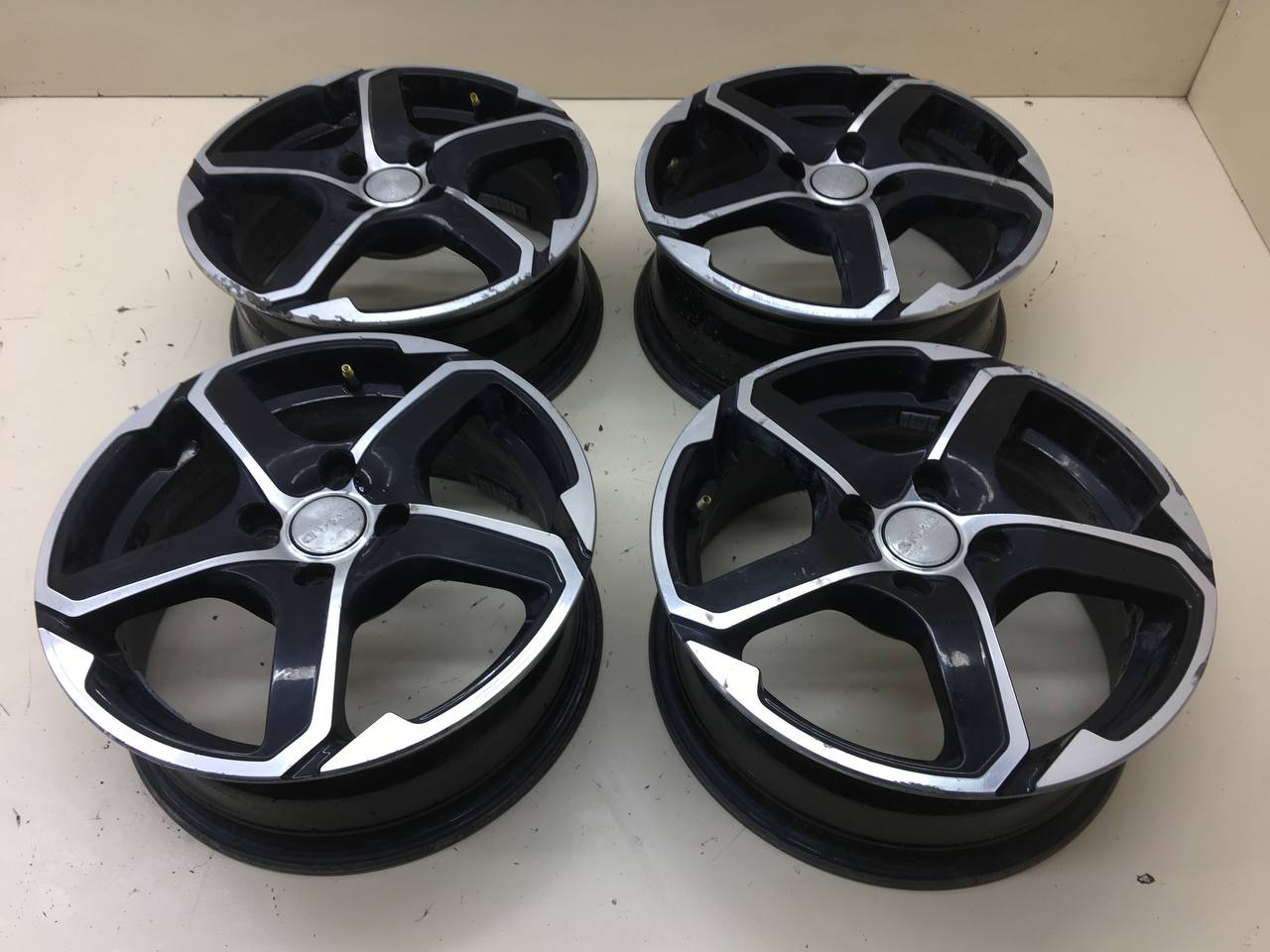 Диски R15 Литые