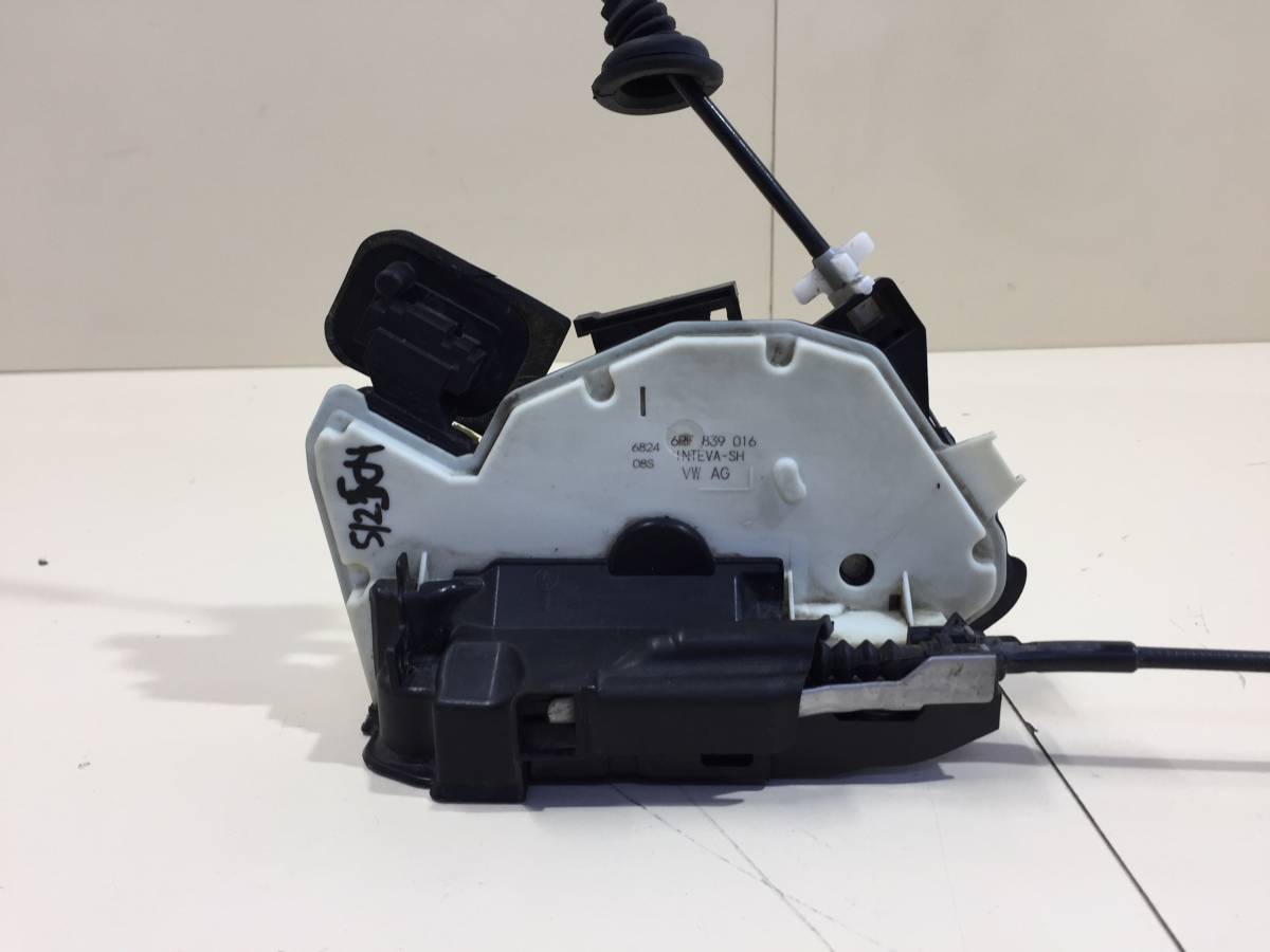 Замок двери задней правой Volkswagen Polo (MK5) 2011-2020