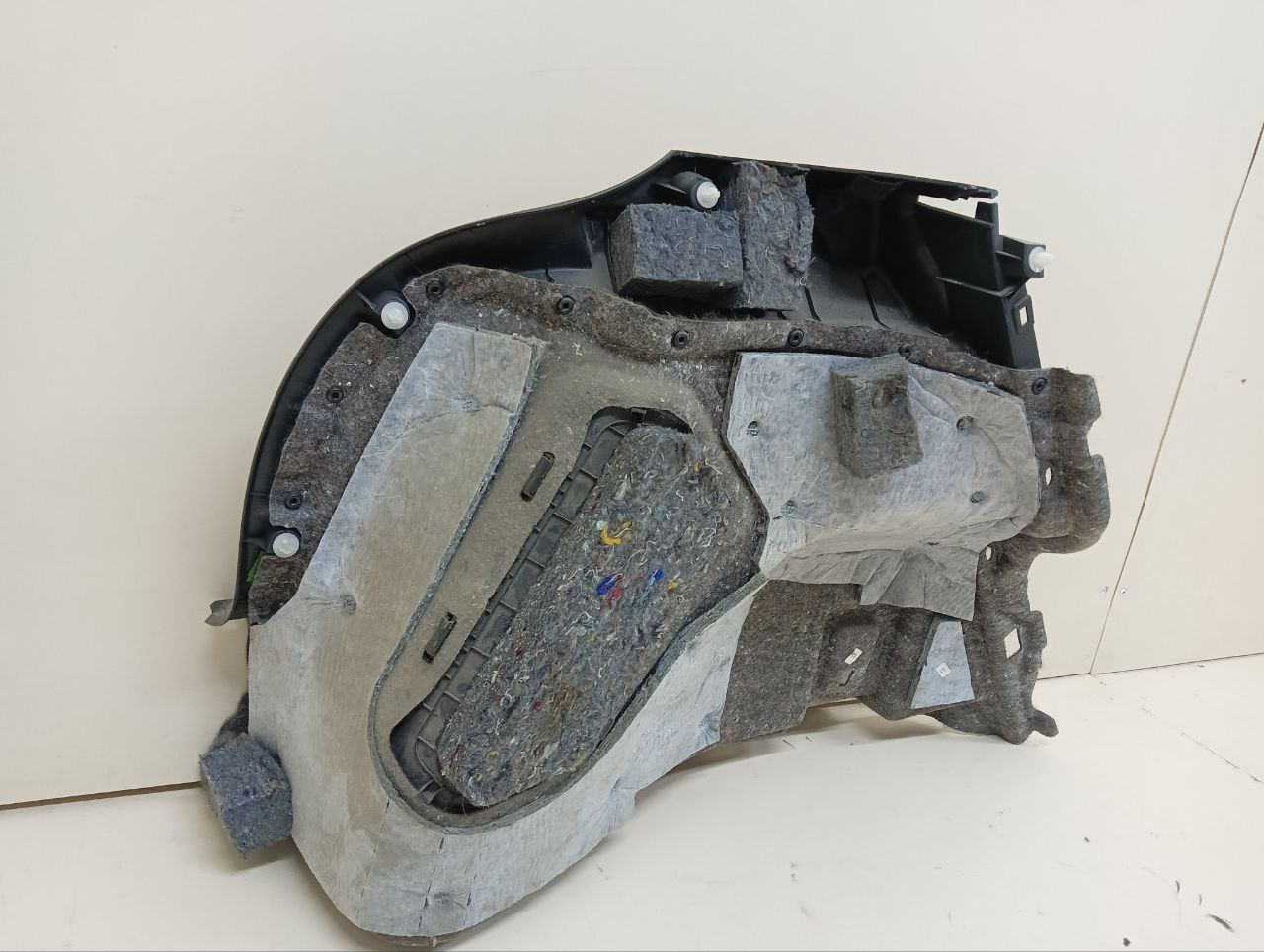 Обшивка багажника Toyota Auris (E150) 2006-2012