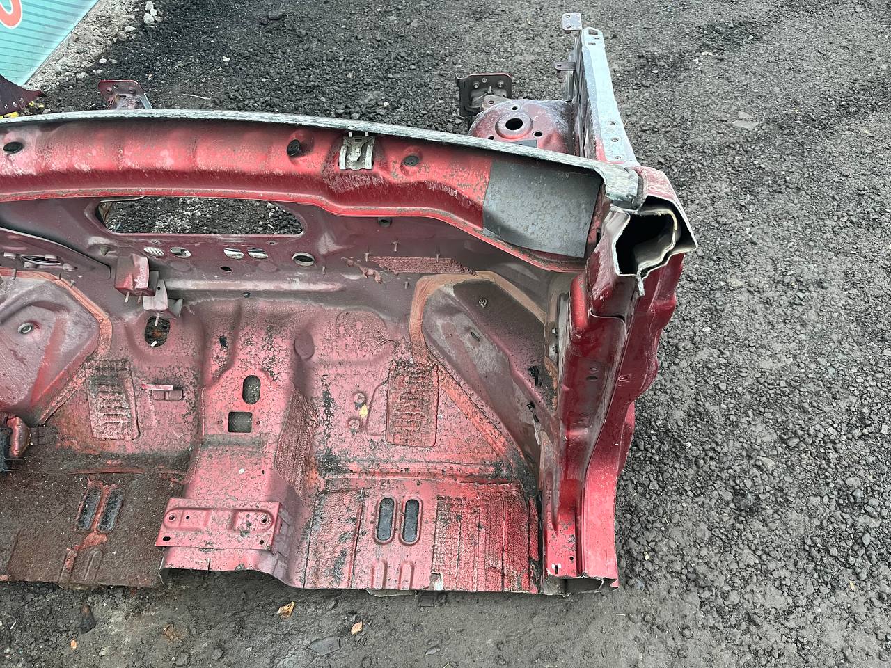 Четверть передняя правая Ford Fusion (JU) 2002-2012