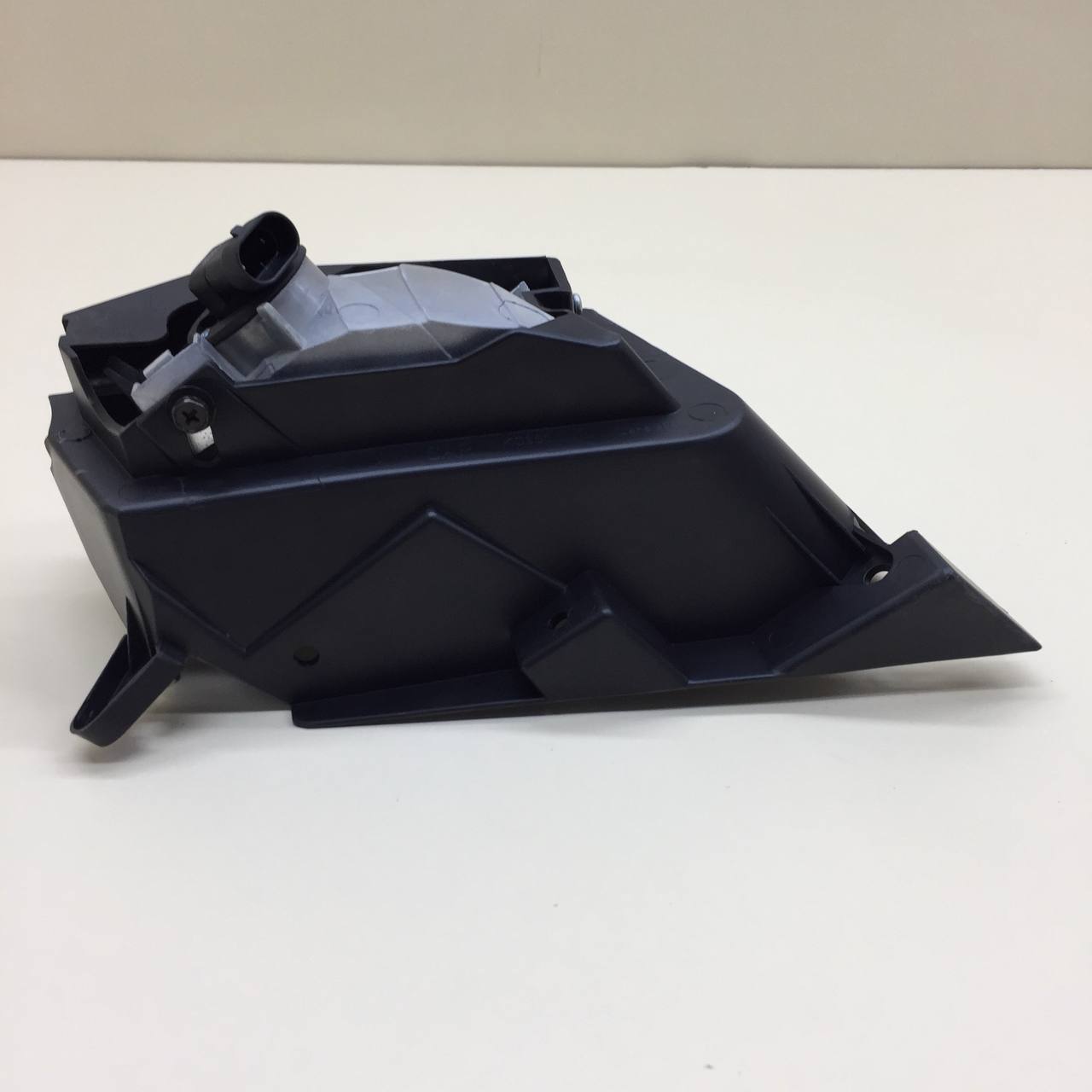 Фара противотуманная левая Mazda Mazda 3 (BL) 2009-2013