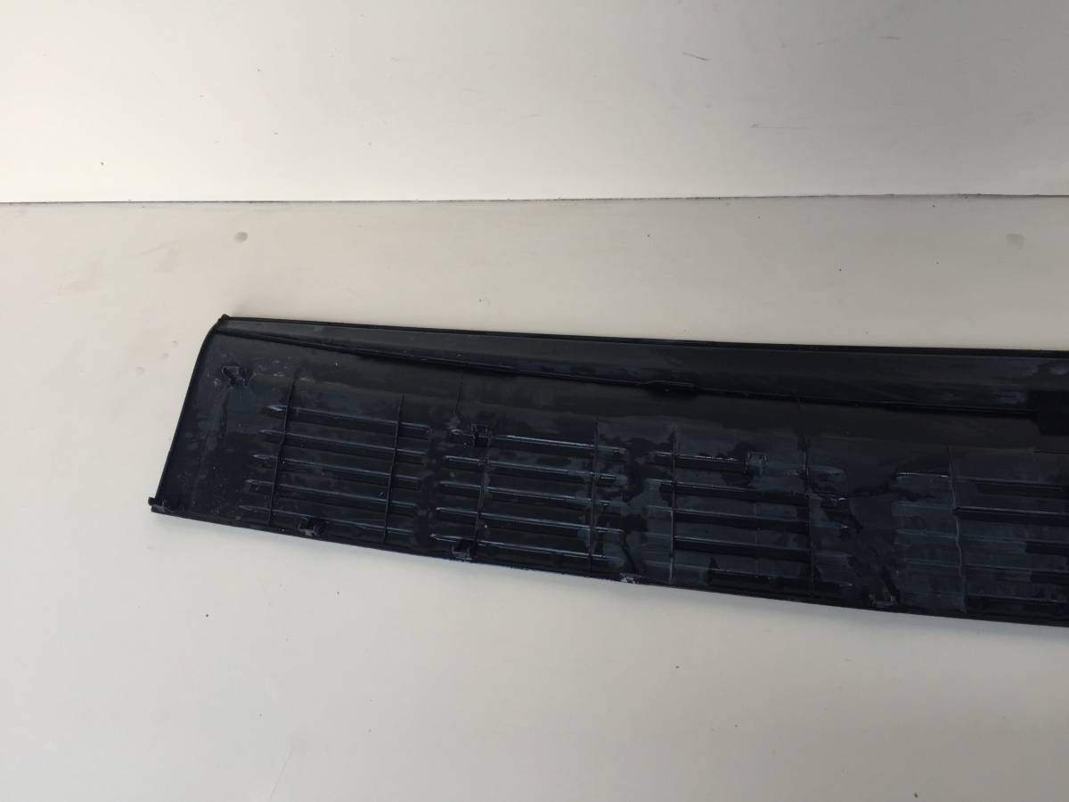 Накладка заднего бампера Toyota Land Cruiser (J200) 2007-2015