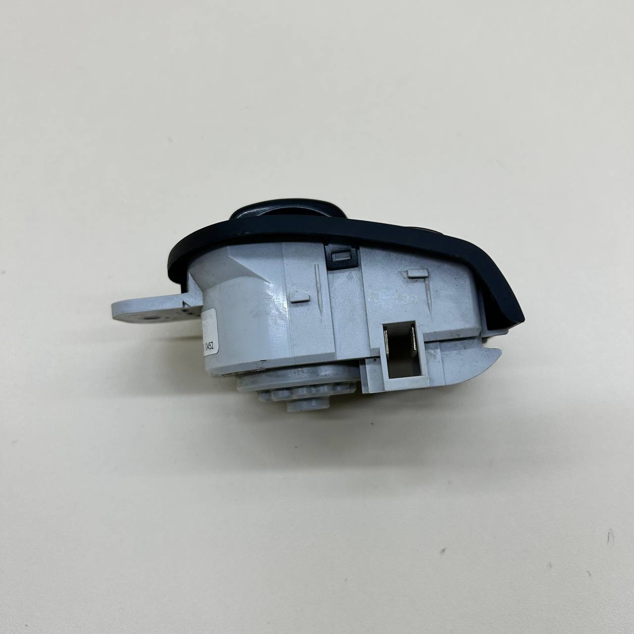 Переключатель света фар Lada Granta 2011>