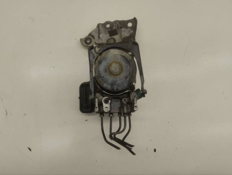 Блок ABS (насос) Toyota Rav 4 (A30) 2006-2013
