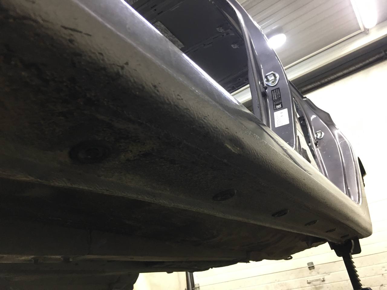 Порог со стойкой левый Hyundai Solaris (RB) 2010-2017